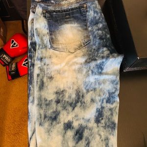 Deep Acid washed denim jeans size 42 excellent